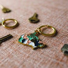 Load image into Gallery viewer, Canada | Enamel Keychain