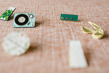 Load image into Gallery viewer, Turntable | Enamel Pin